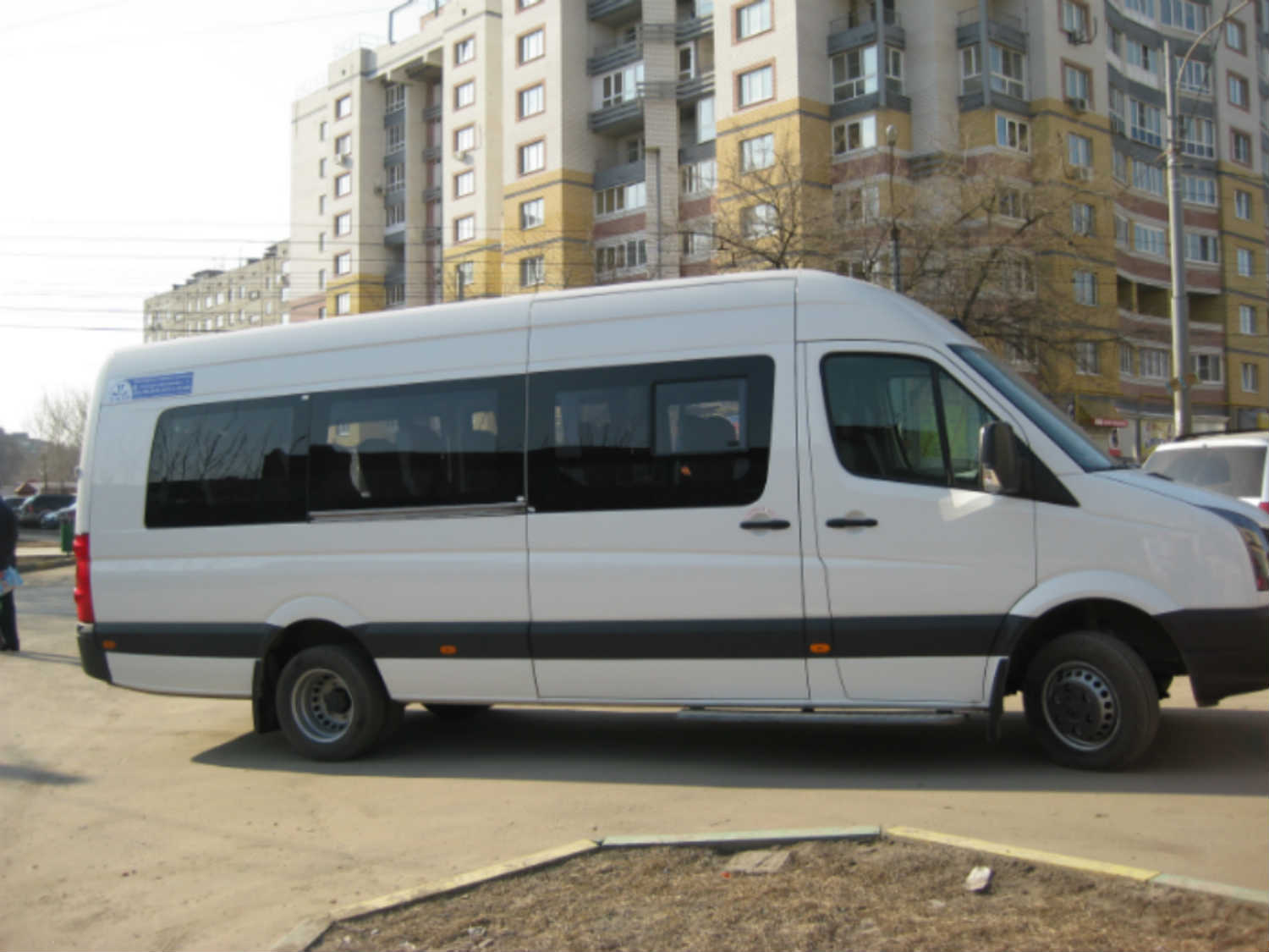 Volkswagen (20), е103см161 20 мест. Микроавтобусы с Арзамаса на Нижний Новгород 15 мест. Volkswagen 20 автобус а342на15 фото.